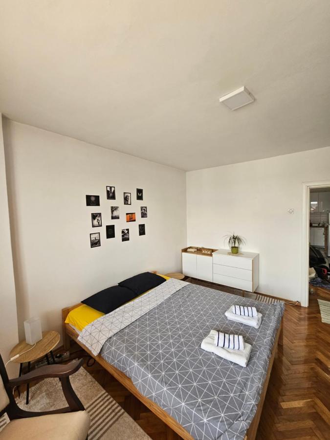Cosy Apartment In The Heart Of Skopje Bagian luar foto